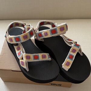 Teva Women's Universal Flatform Crochet Sandal Boho